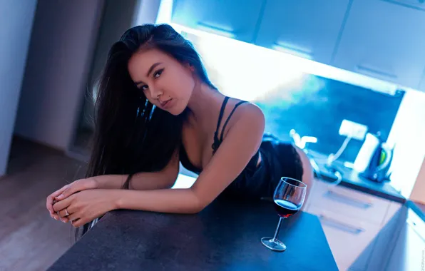 Взгляд, поза, вино, модель, бокал, макияж, фигура, брюнетка