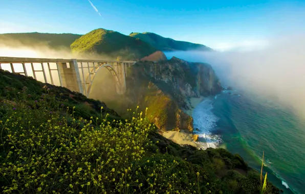 Картинка море, небо, мост, туман, скалы, побережье, Калифорния, США