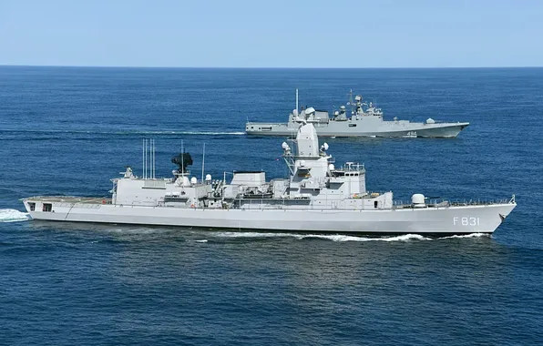 Фрегаты, Адмирал Григорович, HNMLS Van Amstel