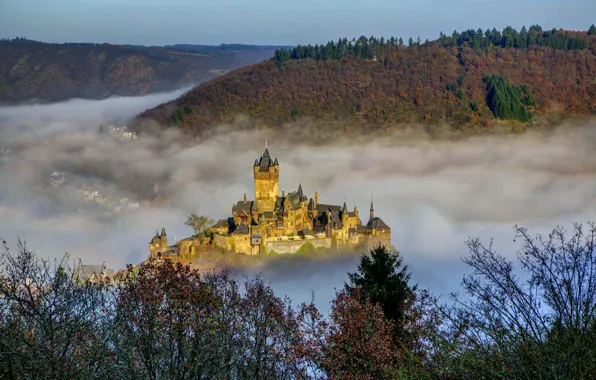 Картинка город, туман, фото, замок, Германия, Cochem, Reichsburg