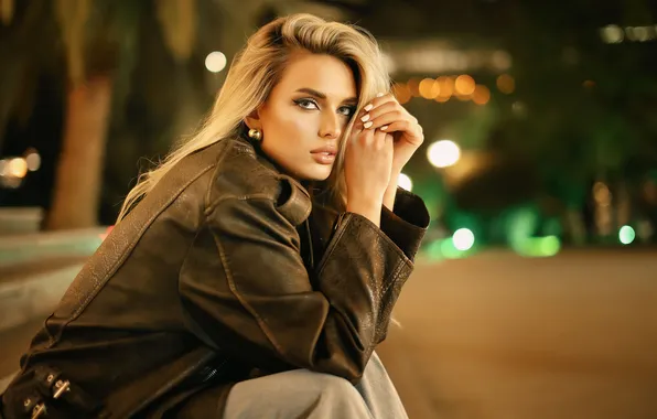 Картинка woman, young, beautiful, model, look, blonde, long-haired, leather clothes