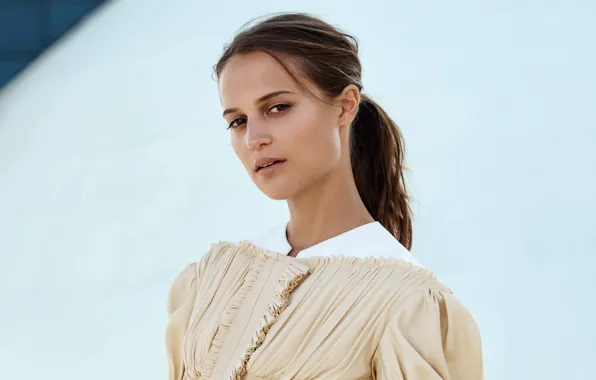 Фон, портрет, макияж, платье, актриса, прическа, шатенка, Marie Claire
