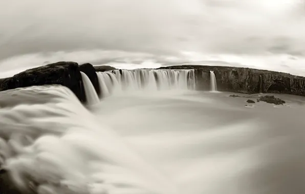 Картинка водопад, черно-белое, красотища