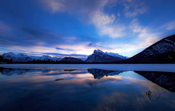 Картинка зима, небо, горы, озеро, отражение, Канада, Альберта, Banff National Park