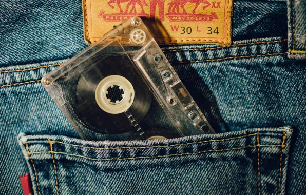 Картинка макро, музыка, касета, джинсы