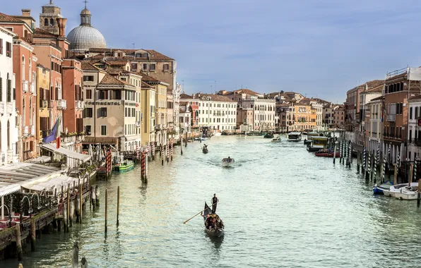 Картинка окна, дома, лодки, Италия, Венеция, балконы