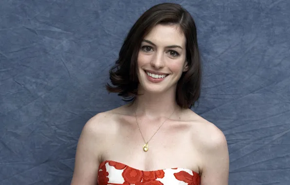Улыбка, красотка, Anne Hathaway, Энн Хэтэуэй