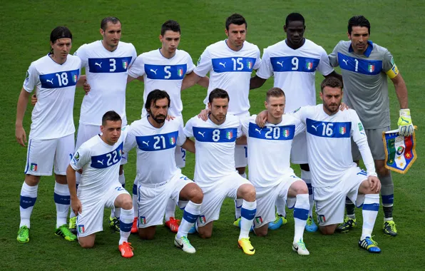 Картинка Italy, Football, Andrea Pirlo, National Team, Marchisio, Chielini, Giacherini, De Siglio