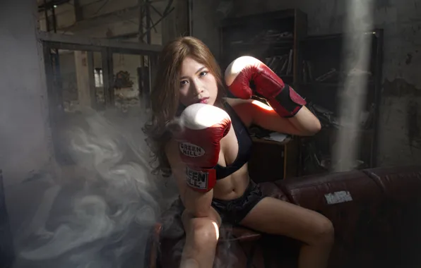 Картинка взгляд, девушка, лицо, спорт, дым, бокс, перчатки, азиатка