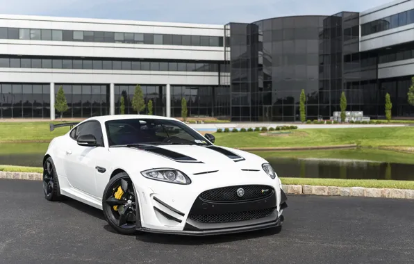 Jaguar, White, XKR-S