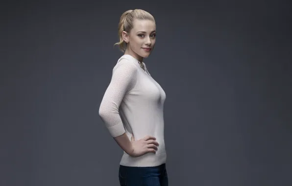 Поза, блондинка, Riverdale, Betty Cooper, Lili Reinhart, Ривердэйл