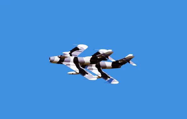 Картинка Небо, Полет, Авиация, Камуфляж, реактивный истребитель, МиГ-17, Два, Микоян