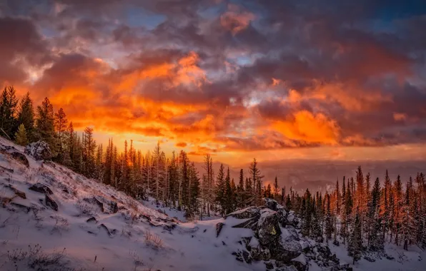 Картинка twilight, sunset, winter, mountains, clouds, snow, slope, dusk