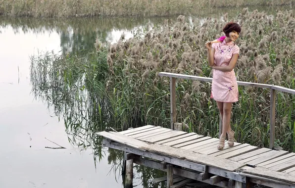Картинка девушка, мост, озеро, Agnes Lim