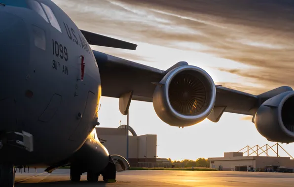ВВС США, Boeing C-17 Globemaster III, американский военно-транспортный самолёт