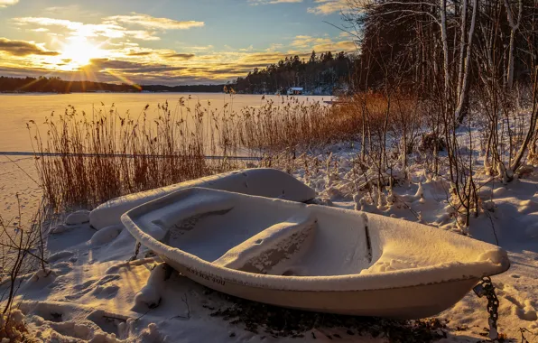 Картинка зима, озеро, лодка, утро