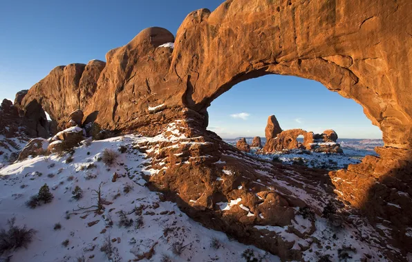 Картинка зима, скалы, утро, арка, Юта, США, Национальный парк Арки, северное окно