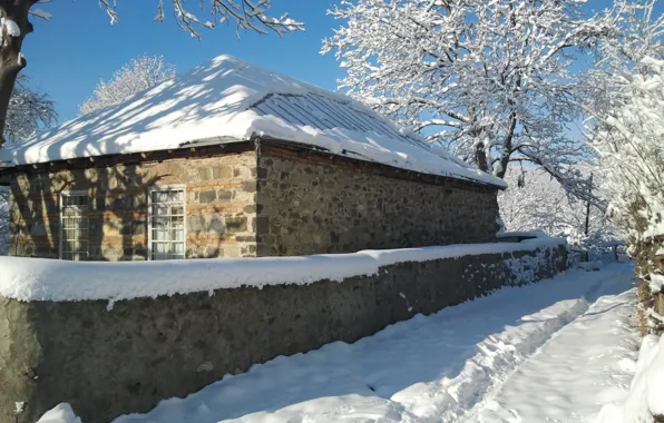 Кавказ, Азербайджан, домик в деревне