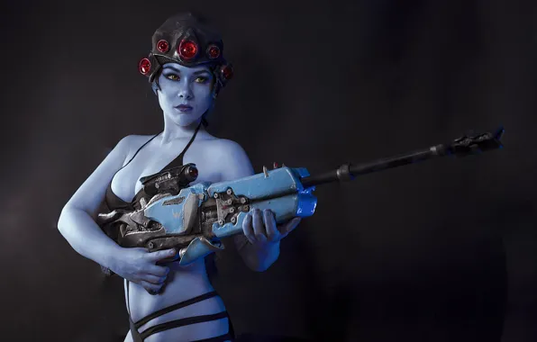 Girl, gun, game, hitman, green eyes, weapon, boobs, woman