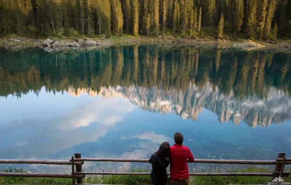 Картинка озеро, Marco Grassi, отражение, девушка, парень, влюбленные, лес