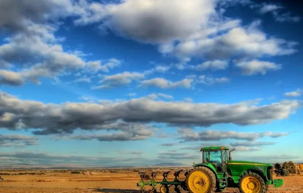 Картинка поле, Облака, трактор