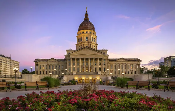 Скамейка, вечер, фонари, USA, дворец, Petunia, Kansas, State Capitol