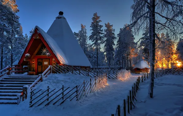 Картинка зима, снег, деревья, закат, дом, забор, избушка, лестница
