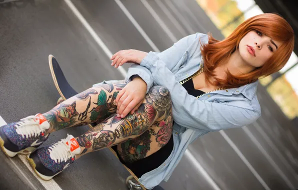 Картинка ноги, рыжая, girl, роспись, тутуировка, Julia Coldfront, tattoo model