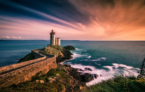 Картинка море, закат, побережье, Франция, маяк, France, Brittany, Бретань