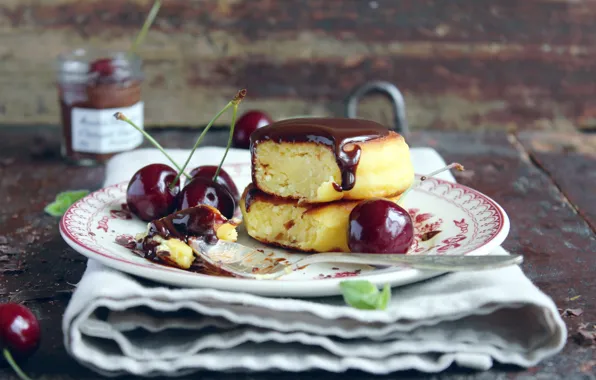 Картинка вишня, еда, шоколад, тарелка, десерт, сырники