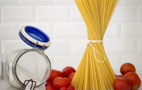 Food, bouquet, tomatoes, salt, pasta, spaghetti