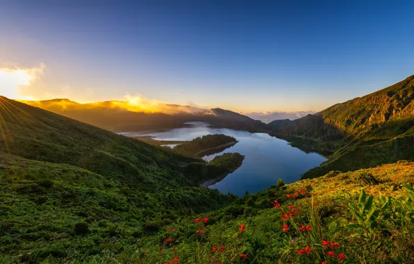 Картинка пейзаж, закат, горы, природа, озеро, леса, Азорские острова, Lagoa do Fogo