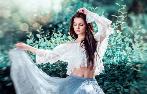 Green, dress, woman, bokeh, flowing