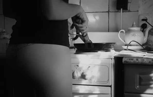 Попа, трусики, кухня, Good morning, чб.девушка