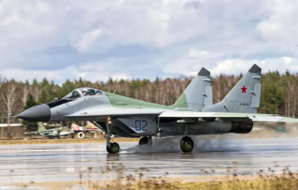 МиГ-29, ВВС России, многоцелевой истребитель четвёртого поколения, Fulcrum, ОКБ МиГ, лёгкий фронтовой истребитель