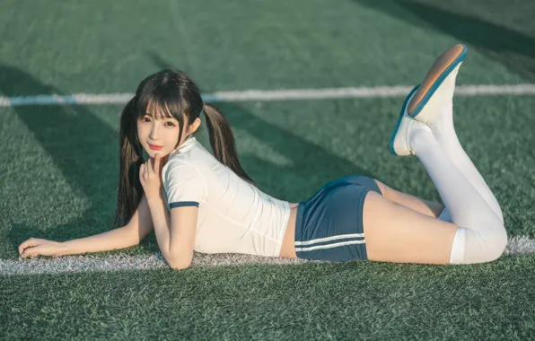 Ass, Asian, women, smiling, lying down, dark hair, pale, slim body