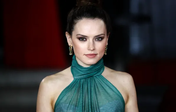 Картинка взгляд, поза, макияж, актриса, прическа, hair, Daisy Ridley, Дэйзи Ридли