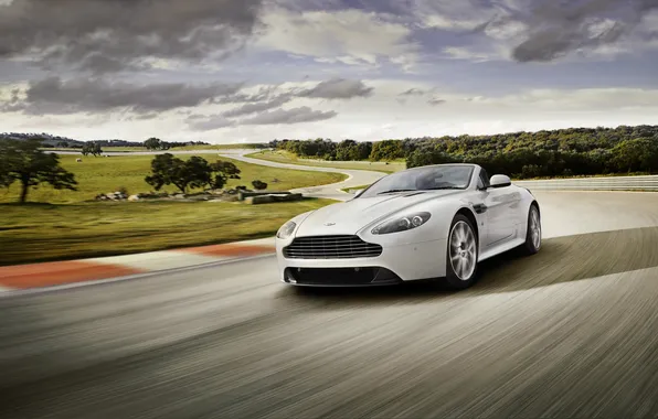 Картинка природа, Aston Martin, спорт, драйв, скорость, трасса, автомобиль