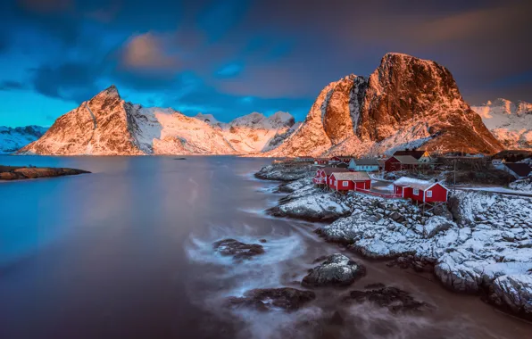Картинка зима, свет, снег, горы, утро, Норвегия, городок, поселение