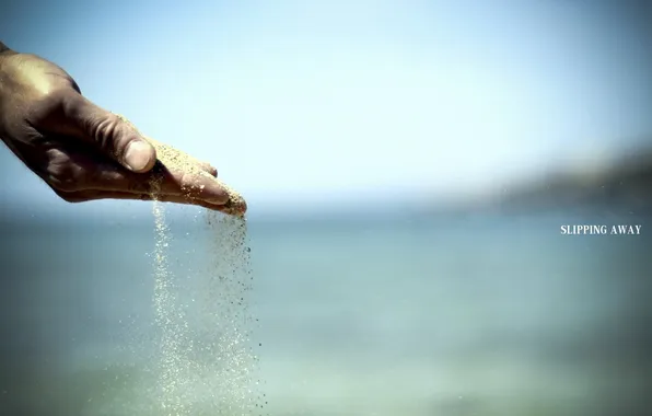 Песок, время, рука
