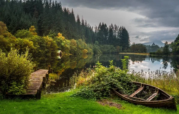 Картинка осень, лес, озеро, лодка, Шотландия, мостик, Scotland, Loch Lomond