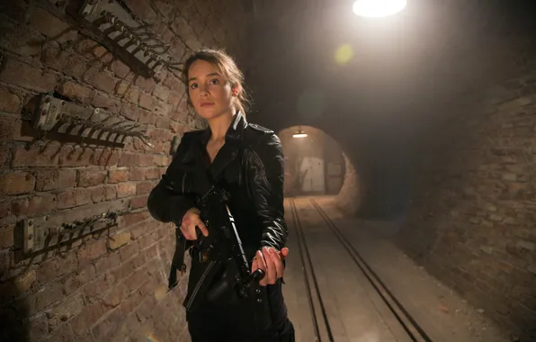 Обои Оружие, Emilia Clarke, Эмилия Кларк, Sarah Connor, Терминатор.