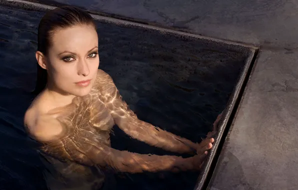 Olivia Wilde, pool, eyes, smile, beauty, topless, look, actress