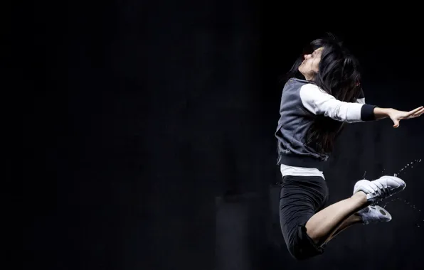Girl, jump, dance