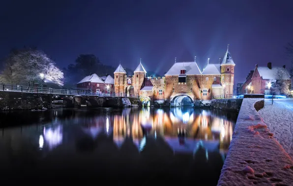 Картинка зима, мост, отражение, река, замок, ворота, Нидерланды, ночной город