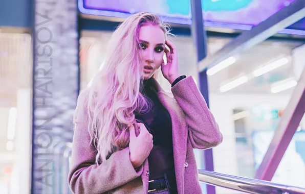 Девушка, губки, пальто, Neon, Антон Харисов