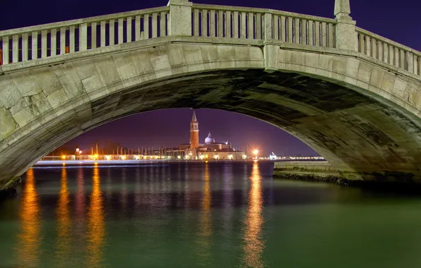 Картинка вода, ночь, мост, город, огни, отражение