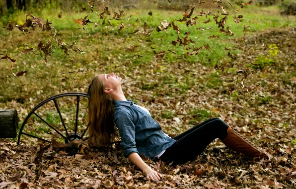 Картинка осень, листья, девушка, полёт, Falling