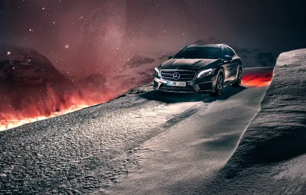 Зима, снег, горы, ночь, Mercedes-Benz, кроссовер, GLA