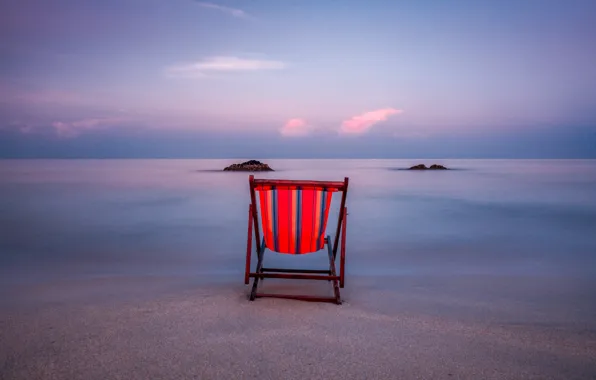 Картинка песок, вода, облака, закат, океан, отдых, берег, кресло